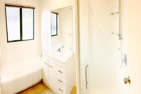 Photo of property in 1/191 Gills Road, Half Moon Bay, Auckland, 2014