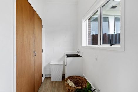 Photo of property in 2 Border Road, Henderson, Auckland, 0612