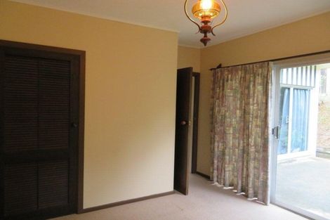 Photo of property in 3 Harbour View Road, Harbour View, Lower Hutt, 5010