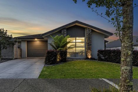 Photo of property in 162 Lakes Boulevard, Pyes Pa, Tauranga, 3112