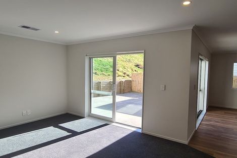 Photo of property in 11 Stockport Grove, Churton Park, Wellington, 6037