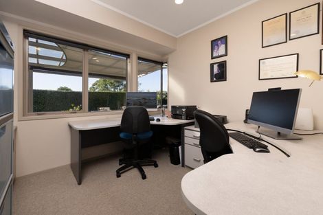 Photo of property in 16 Gunbar Drive, Welcome Bay, Tauranga, 3175