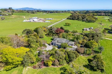 Photo of property in 81 Hautere Cross Road, Te Horo, Otaki, 5582