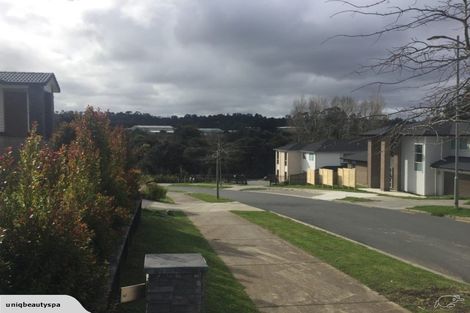 Photo of property in 27 Korihi Drive, Swanson, Auckland, 0614