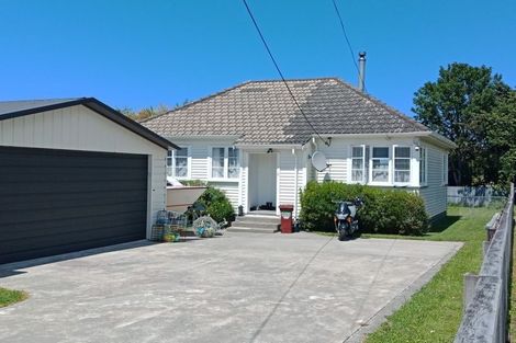 Photo of property in 14 Fox Street, Featherston, 5710