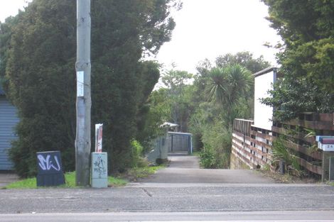 Photo of property in 1/269 Great North Road, Henderson, Auckland, 0612