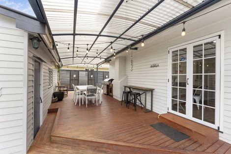 Photo of property in 36 Pitama Road, Awapuni, Palmerston North, 4412