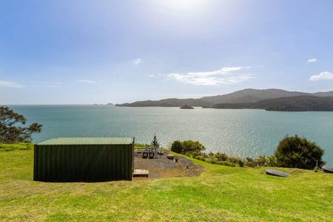 Photo of property in 1002 Wyuna Bay Road, Wyuna Bay, Coromandel, 3581