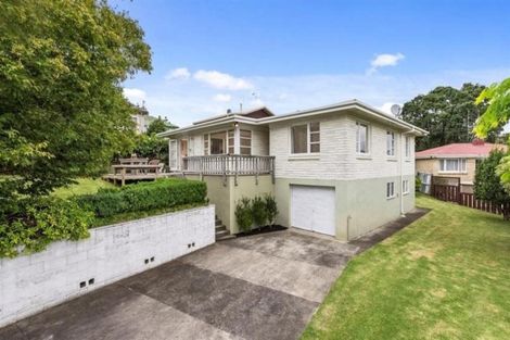 Photo of property in 145 Hinewa Road, Otumoetai, Tauranga, 3110