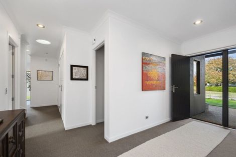 Photo of property in 2 Flaxen Way, Kinloch, Taupo, 3377