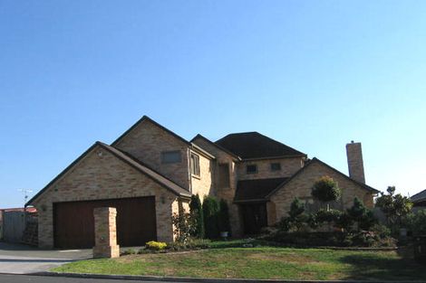 Photo of property in 22 St Clair Place, Browns Bay, Auckland, 0630