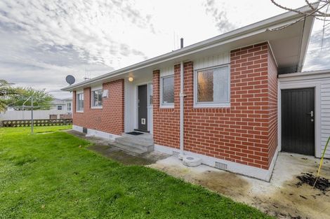 Photo of property in 4 Eton Place, Levin, 5510