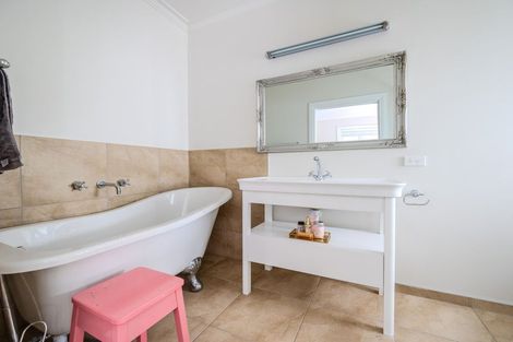 Photo of property in 80b Hackthorne Road, Cashmere, Christchurch, 8022