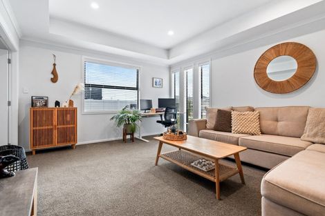 Photo of property in 24 Maturiki Drive, One Tree Point, 0118