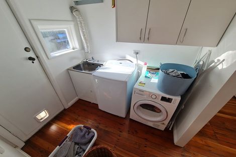 Photo of property in 93 Karori Road, Karori, Wellington, 6012