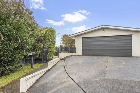 Photo of property in 1/2a Dallinghoe Crescent, Milford, Auckland, 0620