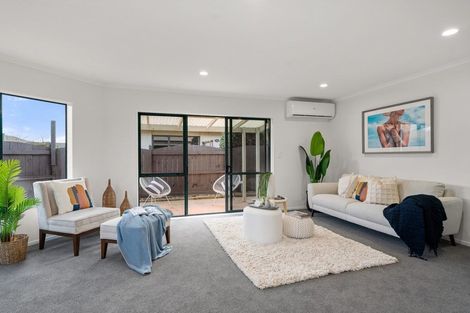 Photo of property in 701 Gloucester Road, Papamoa Beach, Papamoa, 3118