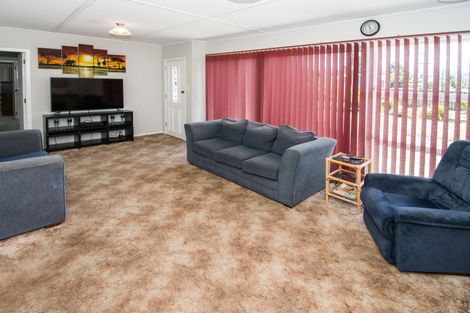 Photo of property in 3394 State Highway 2, Clareville, Carterton, 5713