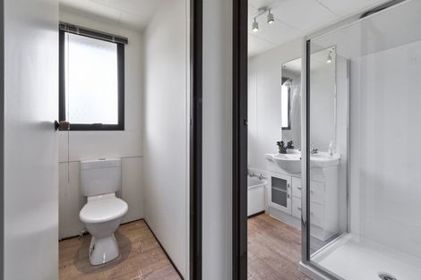 Photo of property in 2/8 Nearco Street, Randwick Park, Auckland, 2105