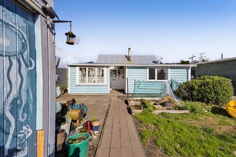 Photo of property in 12 Norfolk Street, Patea, 4520
