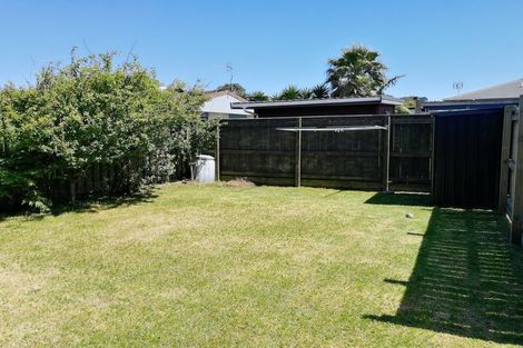 Photo of property in 16 Ropiha Street, Fitzroy, New Plymouth, 4312