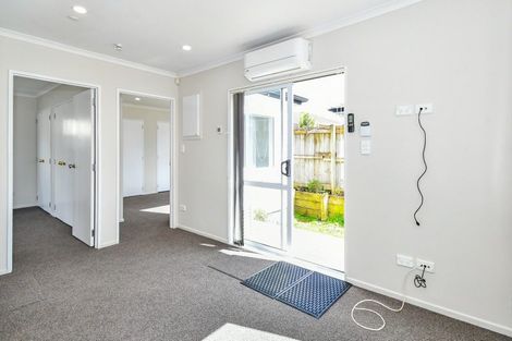 Photo of property in 55a Senator Drive, Manurewa, Auckland, 2105