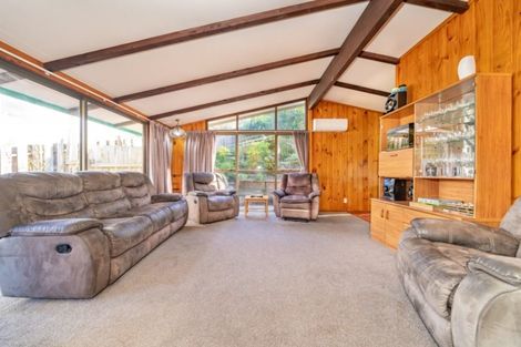 Photo of property in 57 Norana Road, Timberlea, Upper Hutt, 5018