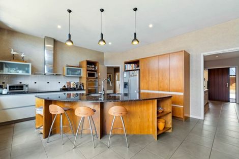 Photo of property in 16 Walnut Grove, Alexandra, 9320