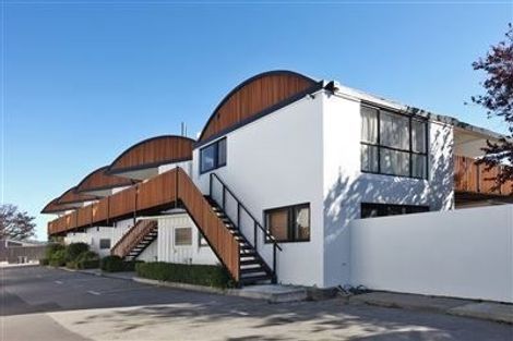 Photo of property in 1/136 Holly Road, St Albans, Christchurch, 8014