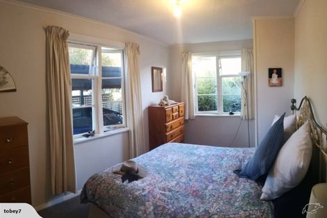 Photo of property in 2 Bateman Avenue, Bryndwr, Christchurch, 8053