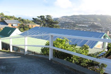 Photo of property in 15 Chapman Street, Johnsonville, Wellington, 6037