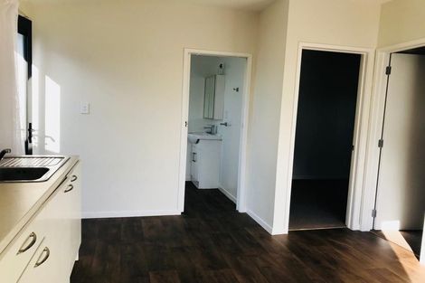 Photo of property in 6 Bellringer Road, Massey, Auckland, 0614