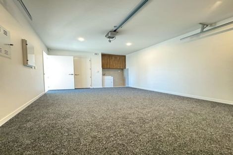 Photo of property in 9a Pukeroa Place, Papakura, 2110