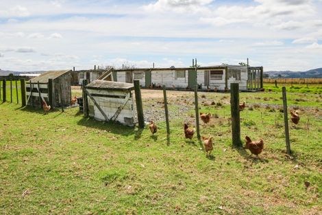 Photo of property in 76 Robertson Road, Ruawai, 0591