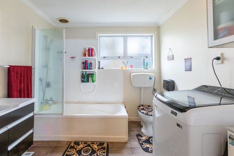 Photo of property in 24 Julia Street, Pahiatua, 4910