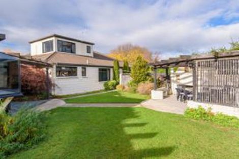 Photo of property in 8 Cherry Court, Wanaka, 9305