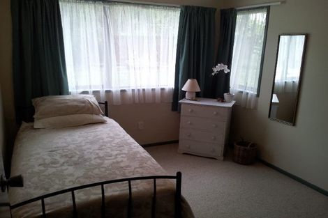 Photo of property in 34 Vandeleur Avenue, Birkdale, Auckland, 0626