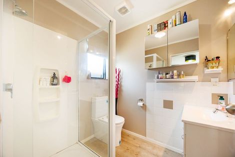 Photo of property in 21 Aspen Way, Kelvin Grove, Palmerston North, 4414