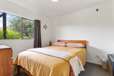 Photo of property in 19 Peterhouse Place, West Harbour, Auckland, 0618