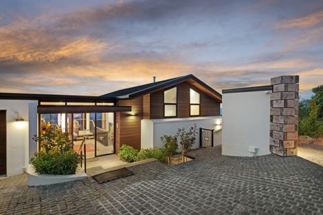 Photo of property in 44 Panorama Road, Clifton, Christchurch, 8081