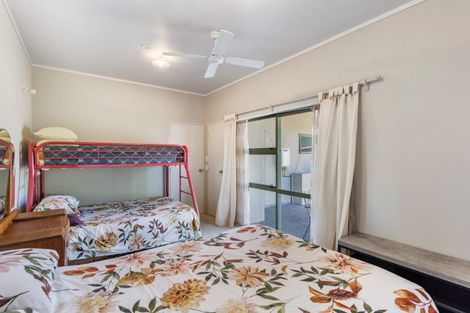 Photo of property in 106b Beverley Terrace, Whangamata, 3620