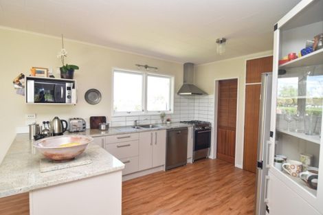 Photo of property in 53 Richmond Road, Carterton, 5713