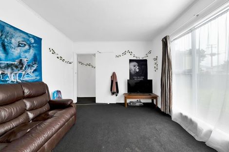 Photo of property in 20 Cook Street, Marfell, New Plymouth, 4310