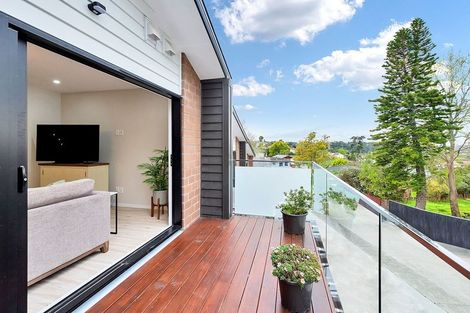 Photo of property in 39c Keegan Drive, Massey, Auckland, 0614