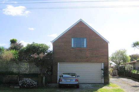 Photo of property in 99a Simpson Road, Papamoa Beach, Papamoa, 3118