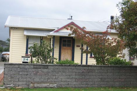 Photo of property in 24 Elizabeth Street, Moera, Lower Hutt, 5010