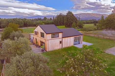 Photo of property in 2/19 Monteith Road, Albert Town, Wanaka, 9382