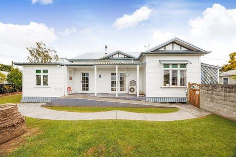 Photo of property in 30 Cuba Street, Marton, 4710