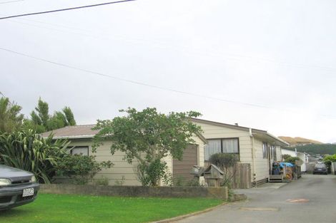 Photo of property in 8 Tarawera Road, Johnsonville, Wellington, 6037