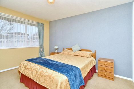 Photo of property in 2/1 Larkhill Place, Russley, Christchurch, 8042